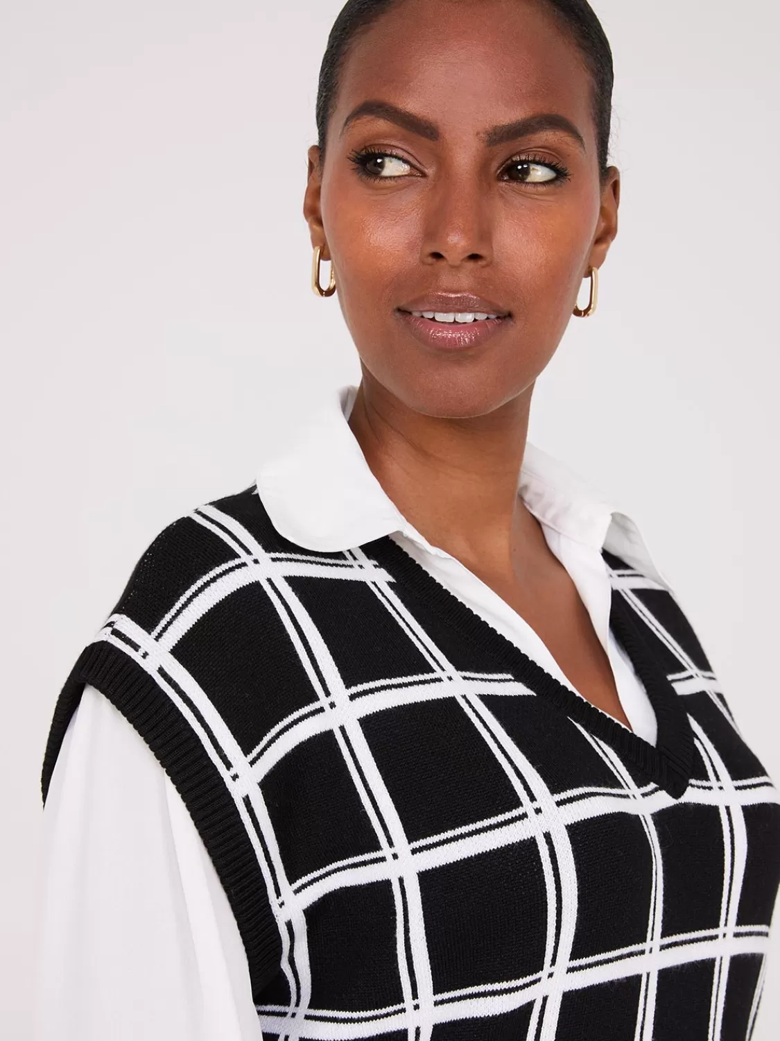 Suzy Shier Long Sleeve | Sweaters & Cardigans*2-Fer Windowpane Print Vest With Blouse