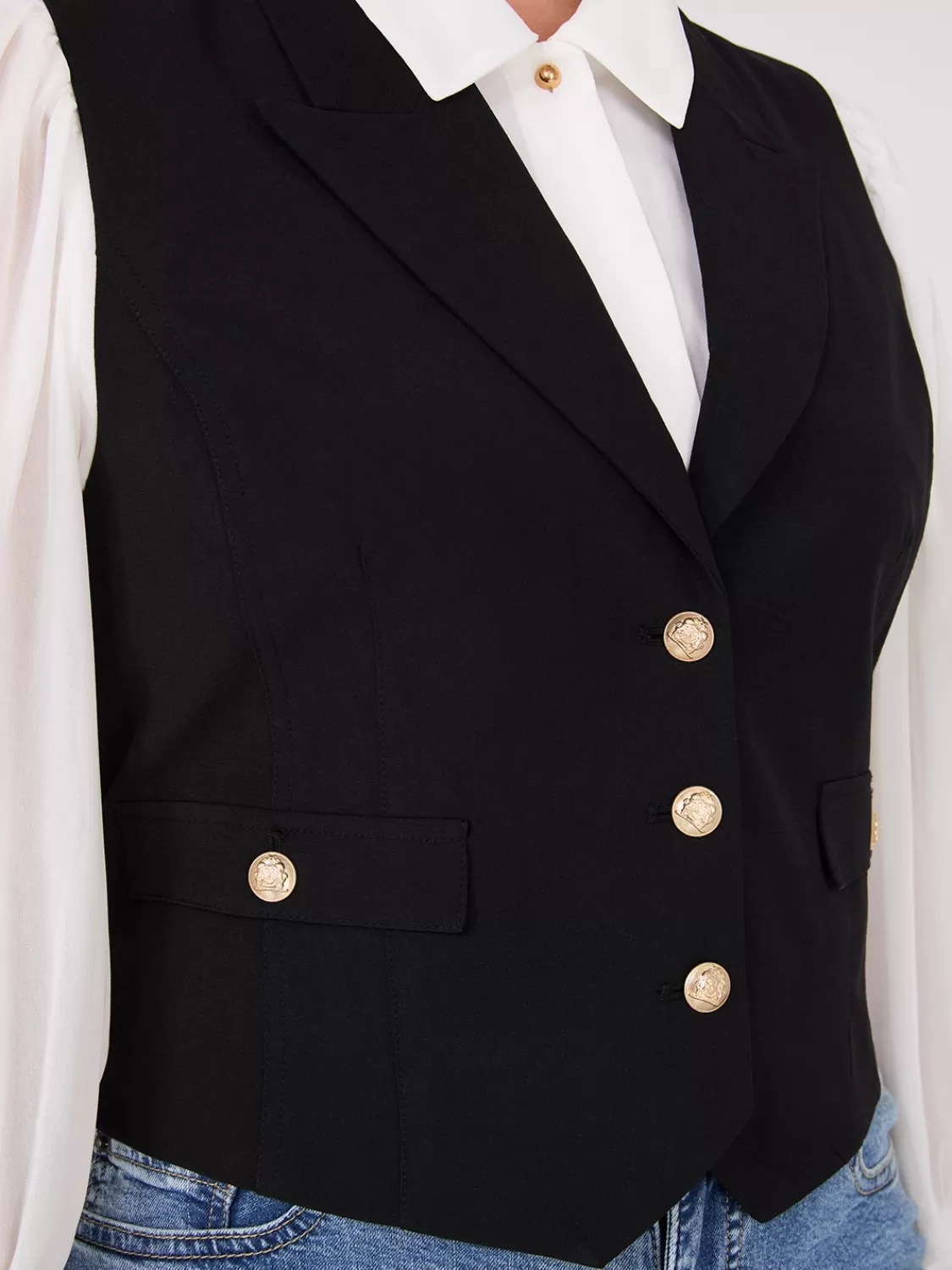 Suzy Shier Blazers & Vests*3-Button Notch Collar Vest