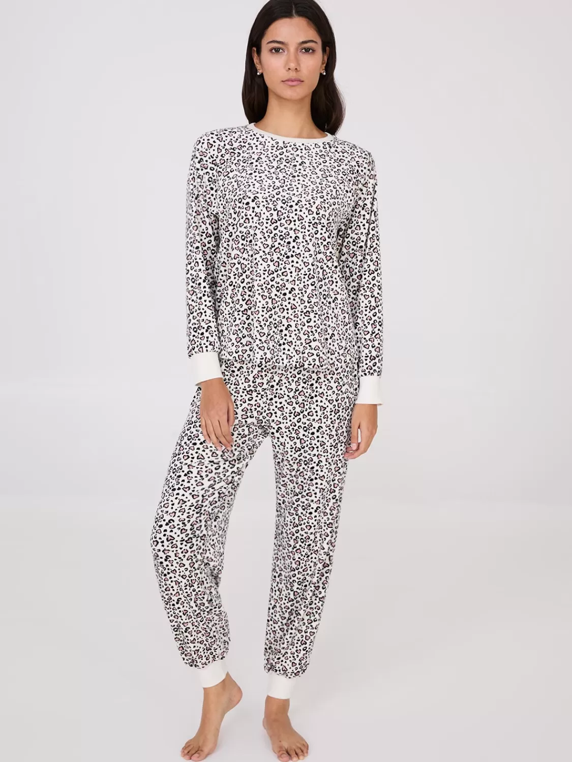 Suzy Shier Lounge & Pjs*Animal Print Velour Pajama Set