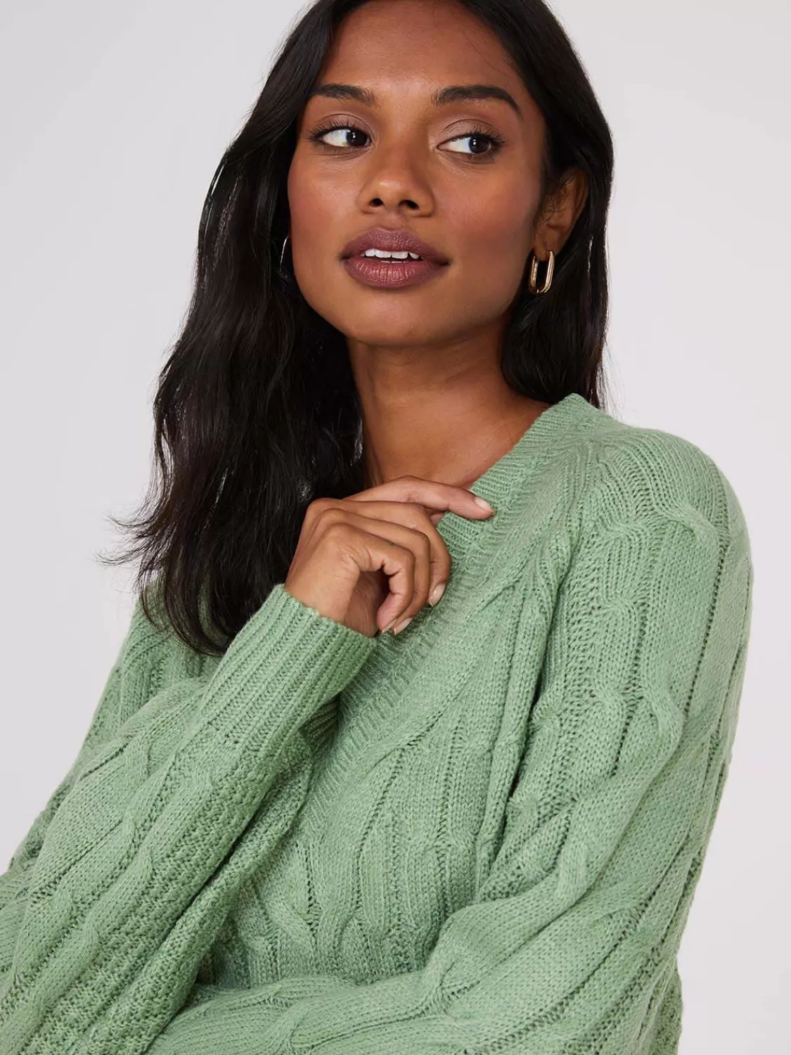 Suzy Shier Long Sleeve | Sweaters & Cardigans*Cable Knit V-Neck Sweater