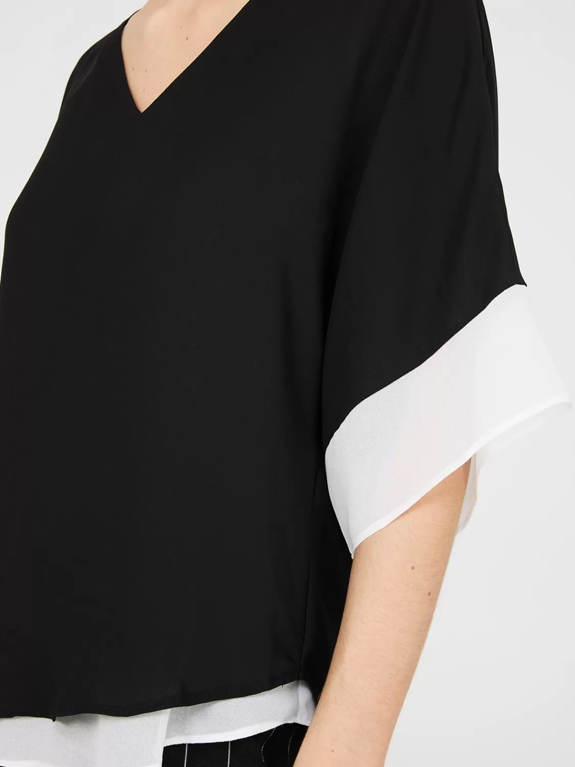 Suzy Shier Tops | Short Sleeve*Colour Block V-Neck Dolman Sleeve Top
