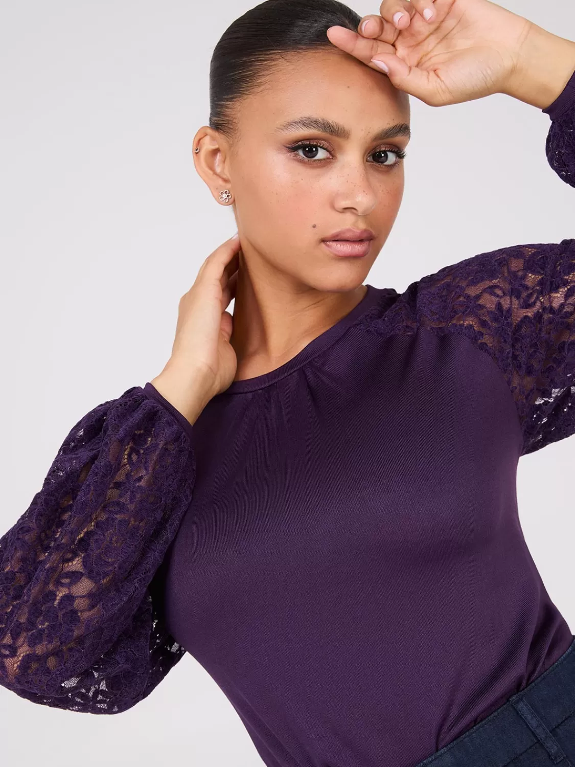 Suzy Shier Tops | Long Sleeve*Crew Neck Top With Chenille Lace Sleeves