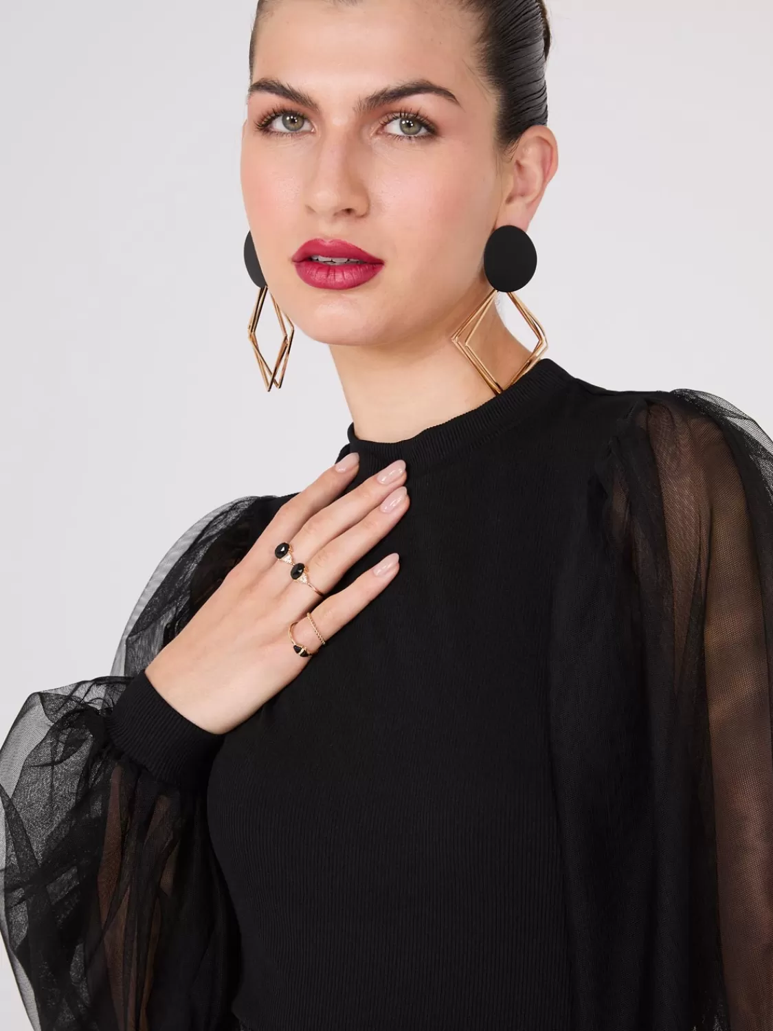 Suzy Shier Tops | Long Sleeve*Crew Neck Top With Mesh Balloon Sleeves