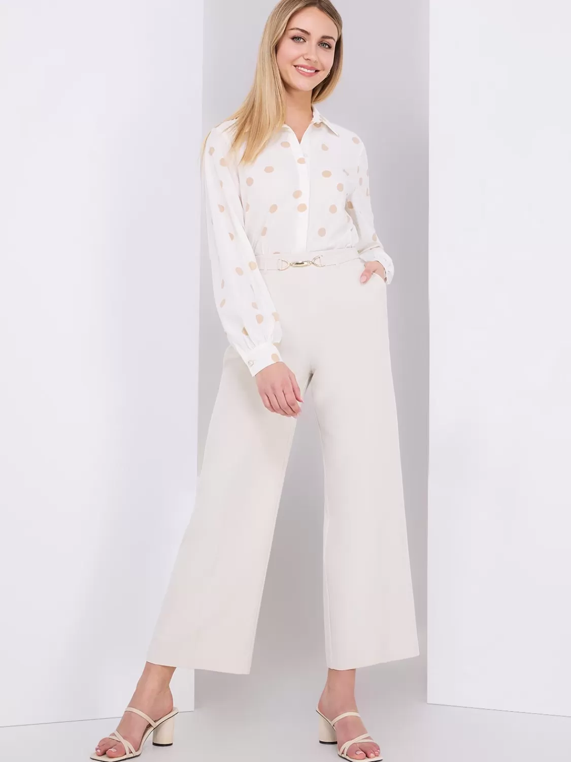 Suzy Shier Bottoms | Pants*Cropped Wide-Leg Pants With Gold Hardware
