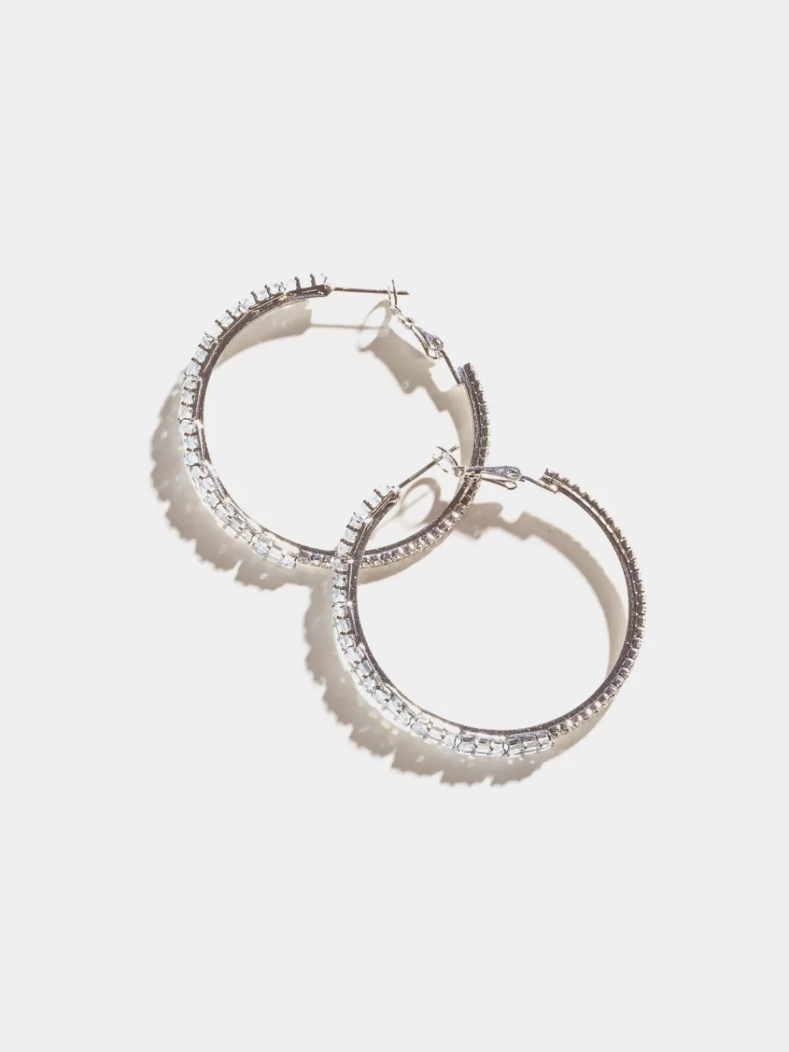 Suzy Shier Jewelry By Le Château*Crystal Hoop Earring