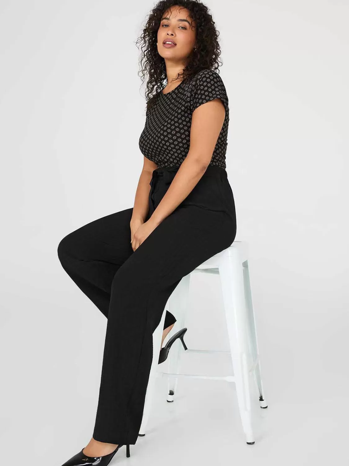 Suzy Shier Bottoms | Pants*Dobby Stripe Straight-Leg Pants
