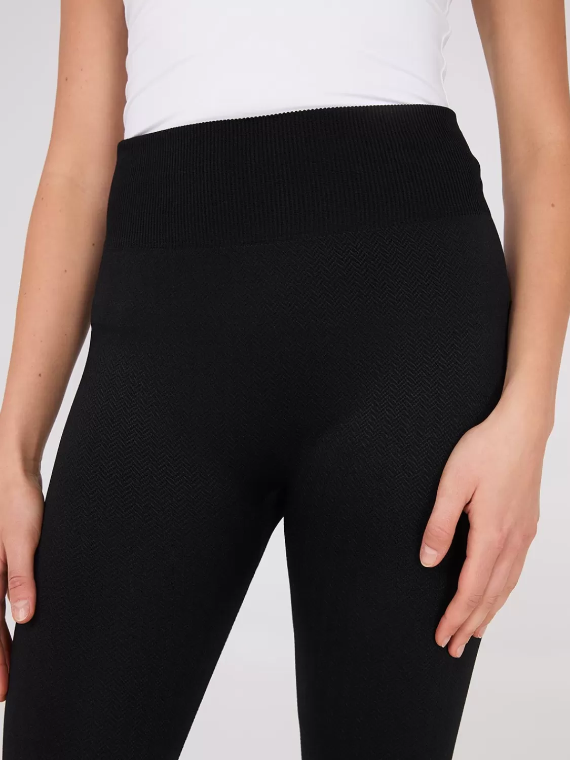 Suzy Shier Leggings & Sweatpants*Embossed Herringbone Fleece Lined Leggings