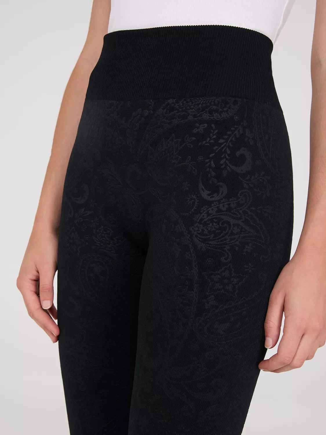 Suzy Shier Leggings & Sweatpants*Embossed Paisley Print Fleece Lined Leggings