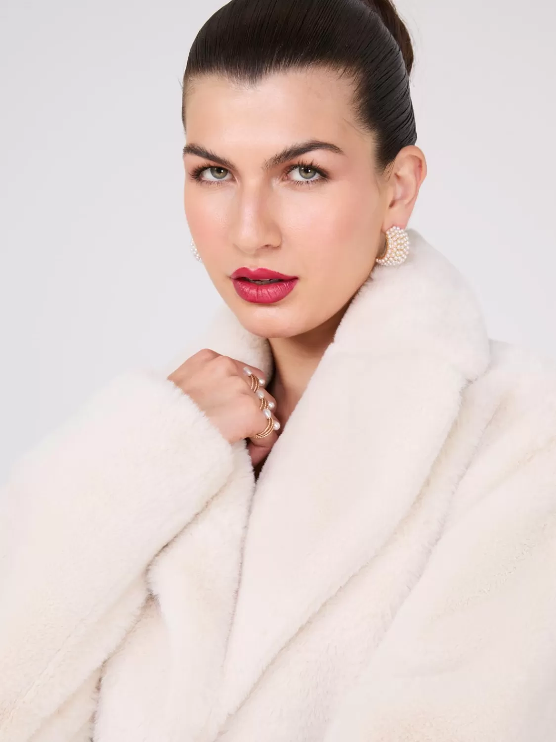 Suzy Shier Puffers & Jackets | Puffers & Jackets*Faux Fur Jacket