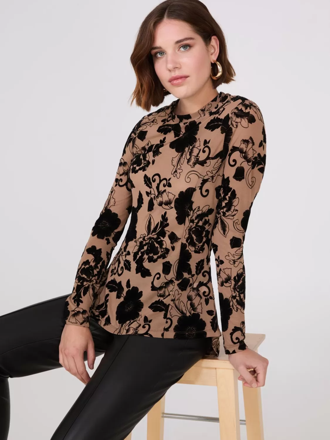 Suzy Shier Long Sleeve | Fashion Tops*Flocked Mesh Top With Shirttail Hem