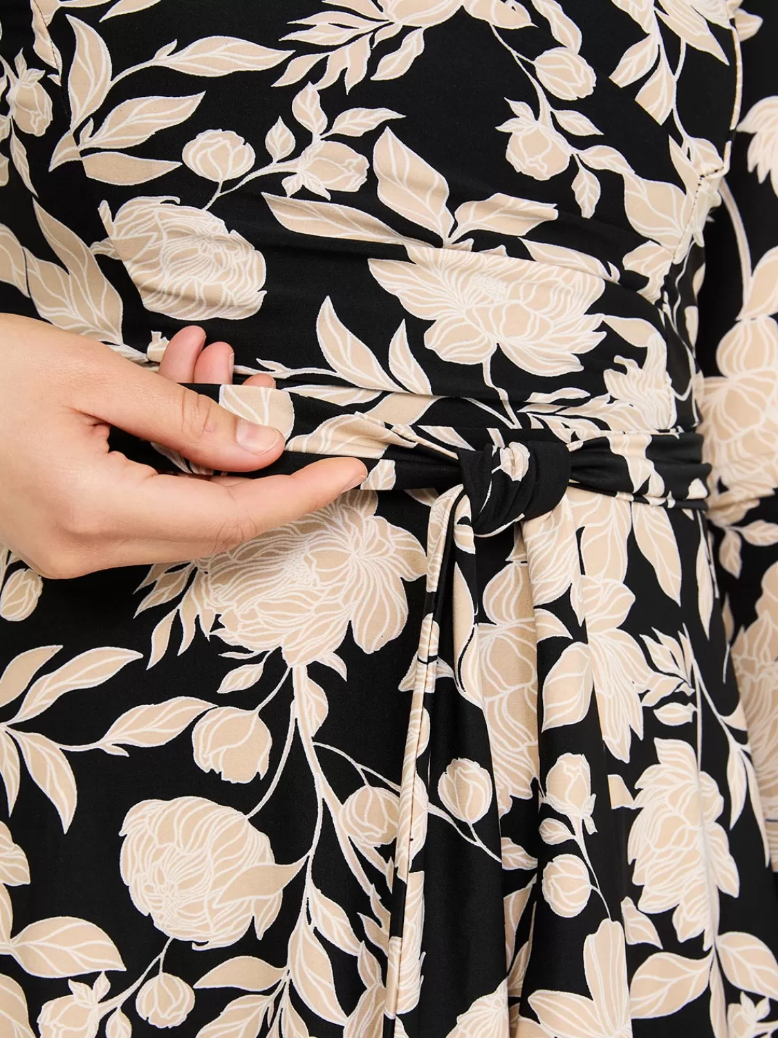 Suzy Shier Work Dresses | Dresses*Floral Print Cross-Front Midi Dress