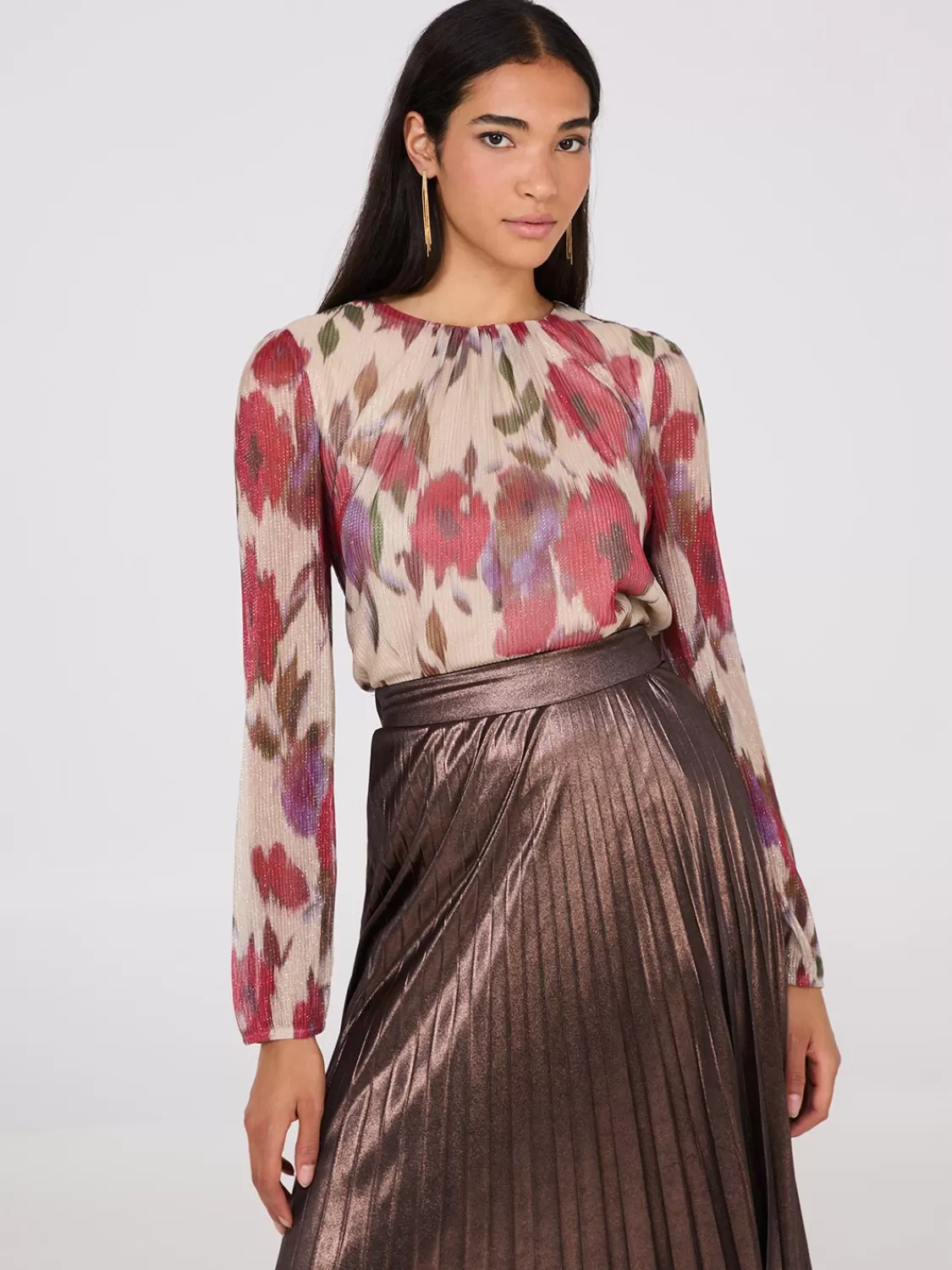 Suzy Shier Long Sleeve | Fashion Tops*Floral Print Metallic Plisse Mesh Top