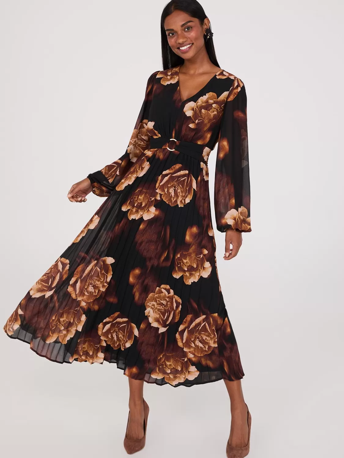 Suzy Shier Midi & Maxi*Floral Print V-Neck Pleated Maxi Dress