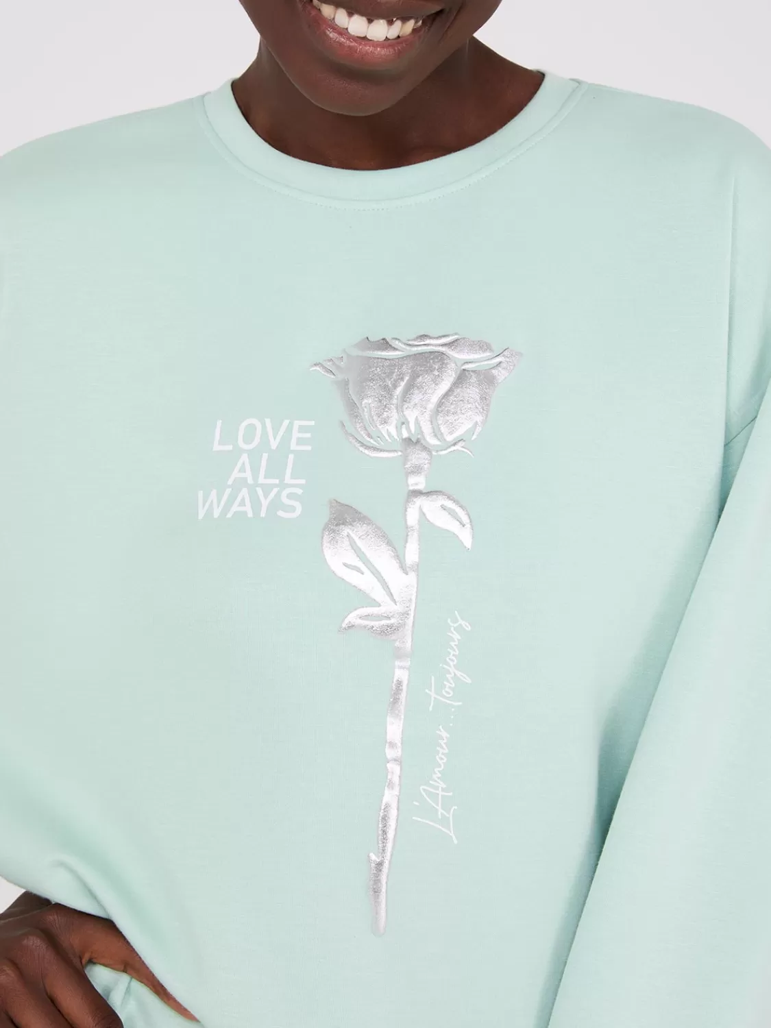 Suzy Shier Lounge & Pjs | Long Sleeve*Foil Flower Graphic Sweatshirt