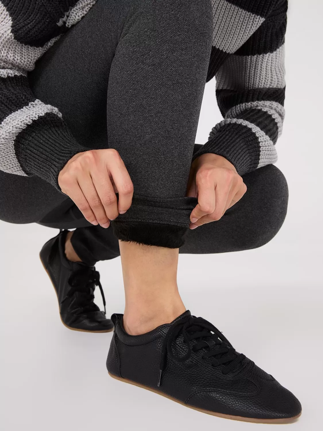 Suzy Shier Leggings & Sweatpants*Fur Line Seamless Leggings