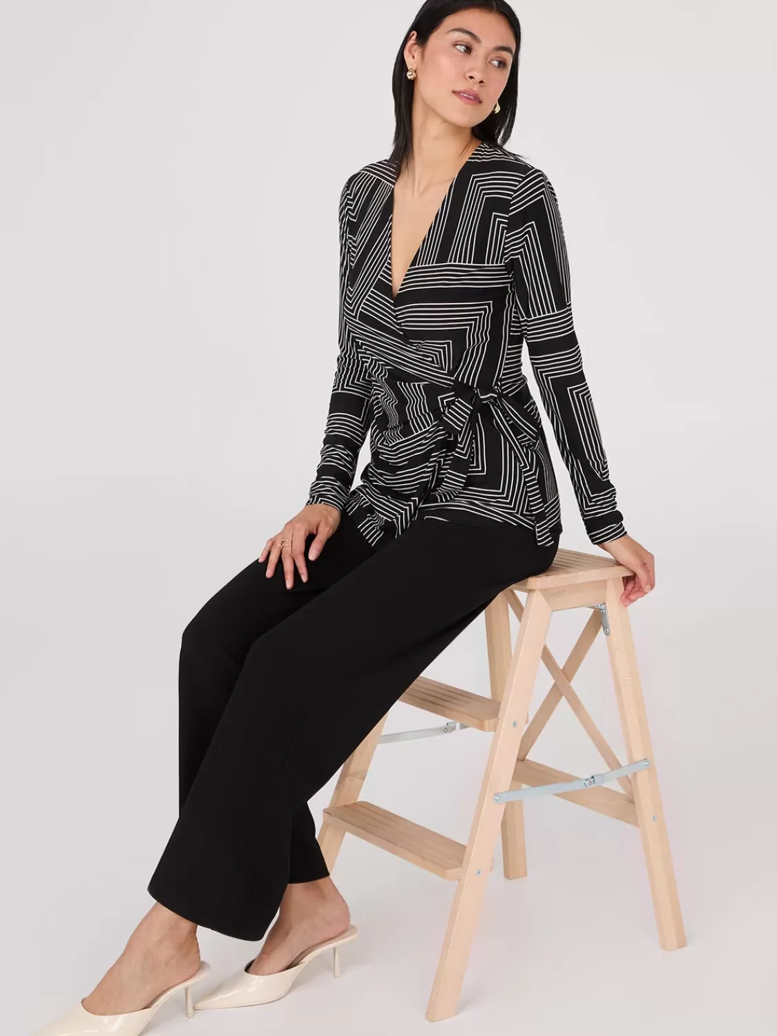 Suzy Shier Tops | Long Sleeve*Geo Print Long Sleeve Crossover Top