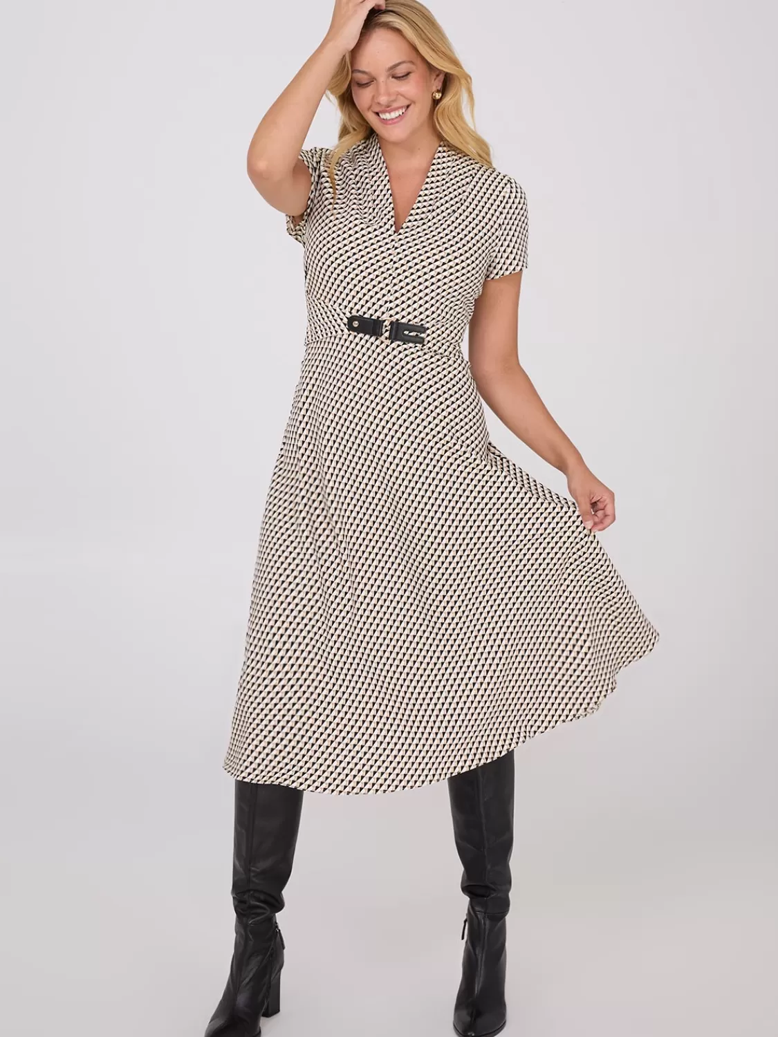 Suzy Shier Midi & Maxi*Geo Print Shawl Collar Belted Midi Dress