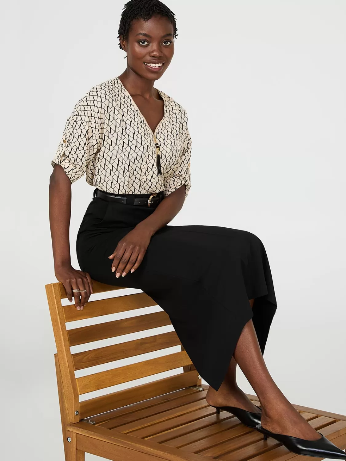 Suzy Shier Tops | Short Sleeve*Geo Print Zip Front V-Neck Top