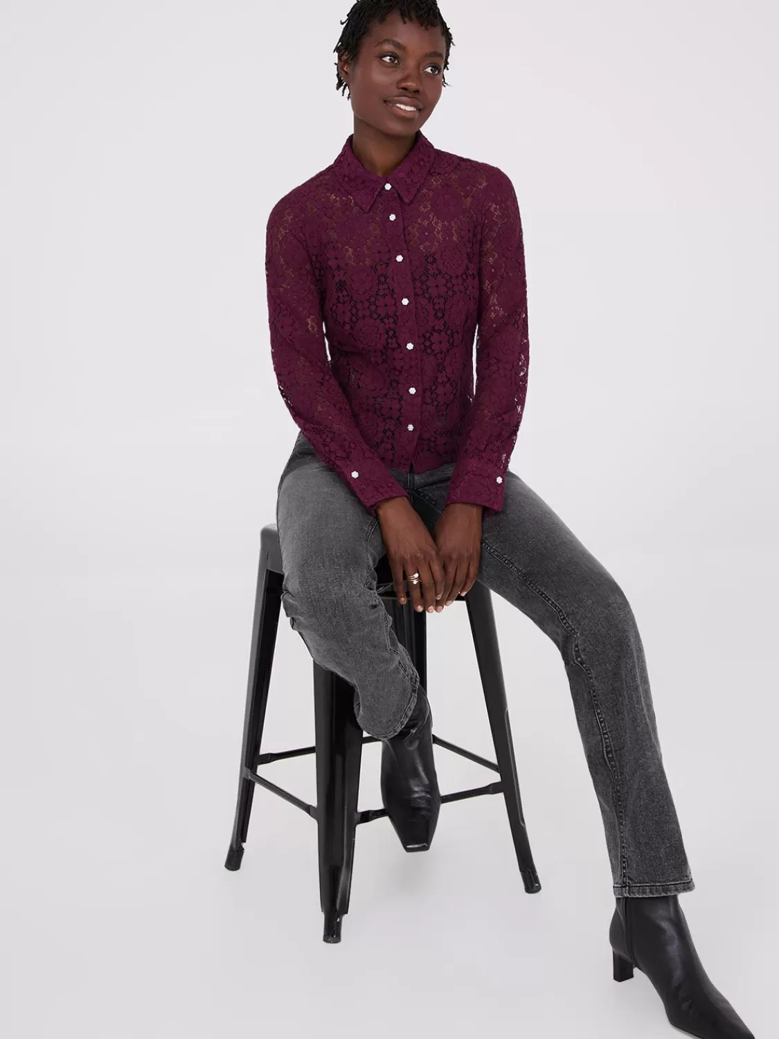 Suzy Shier Tops | Blouses*Lace Button-Front Fitted Blouse