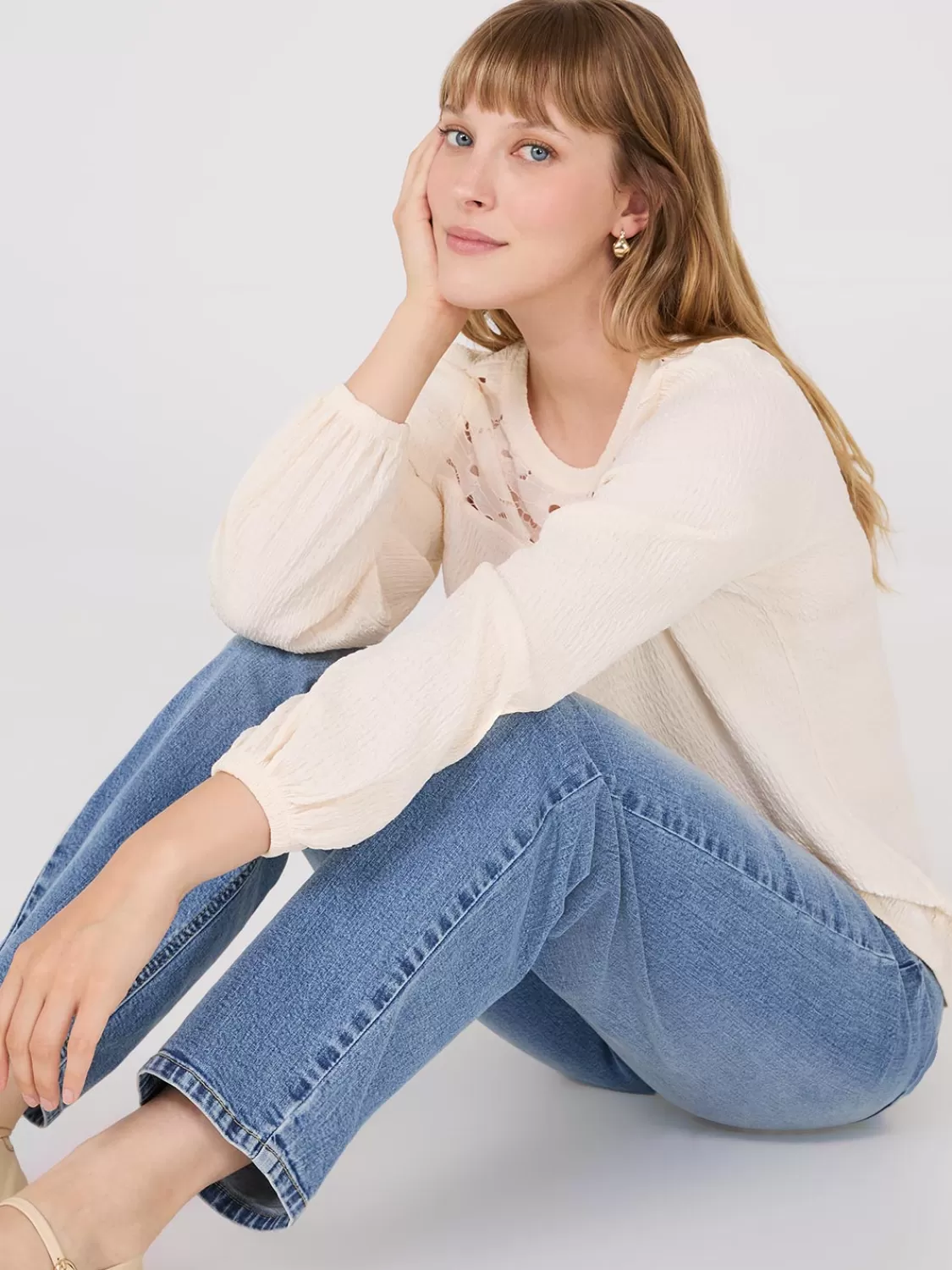 Suzy Shier Long Sleeve*Lace Round Neck Textured Top
