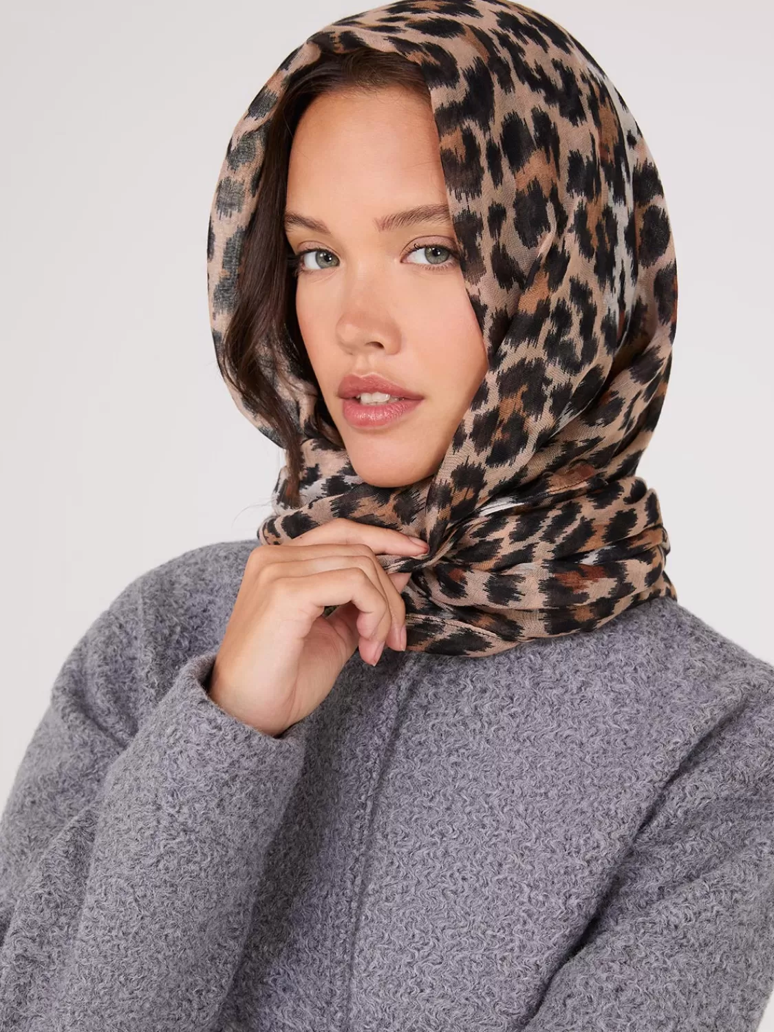 Suzy Shier Hats & Scarves & Gloves* Print Scarf