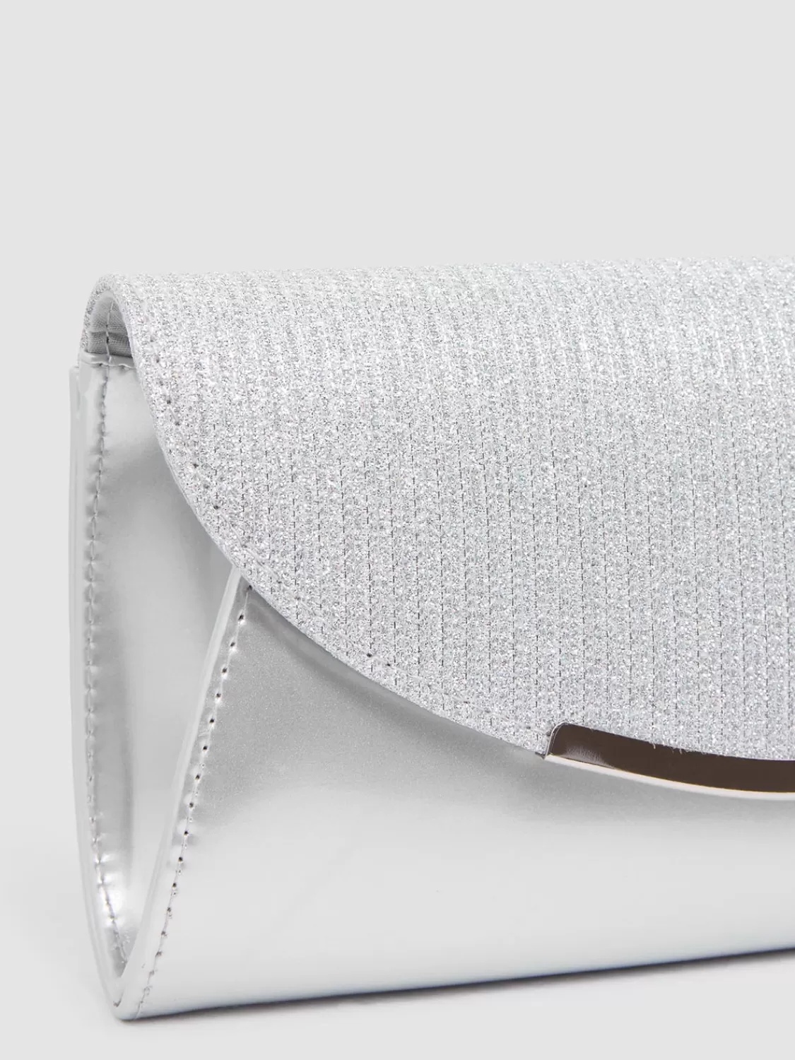 Suzy Shier Handbags By Le Château*Metallic & Glitter Minaudiere With Top Handle