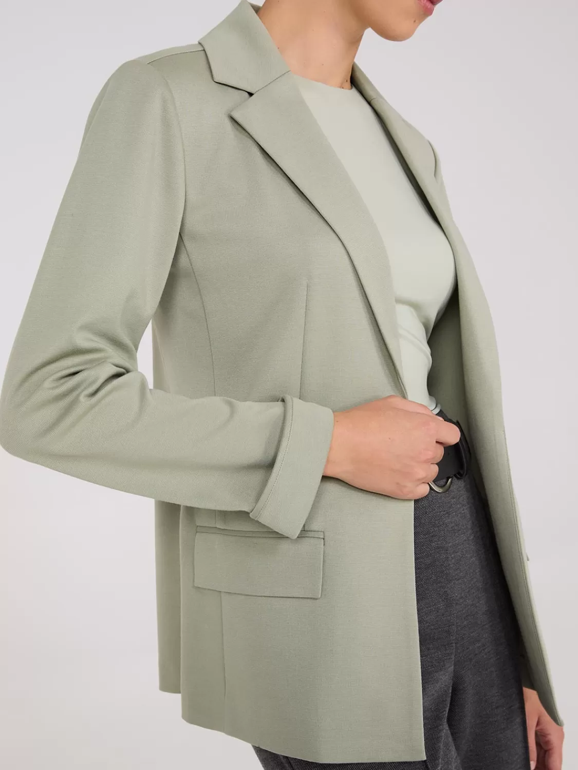 Suzy Shier Blazers & Vests*Notch Collar Open-Front Blazer