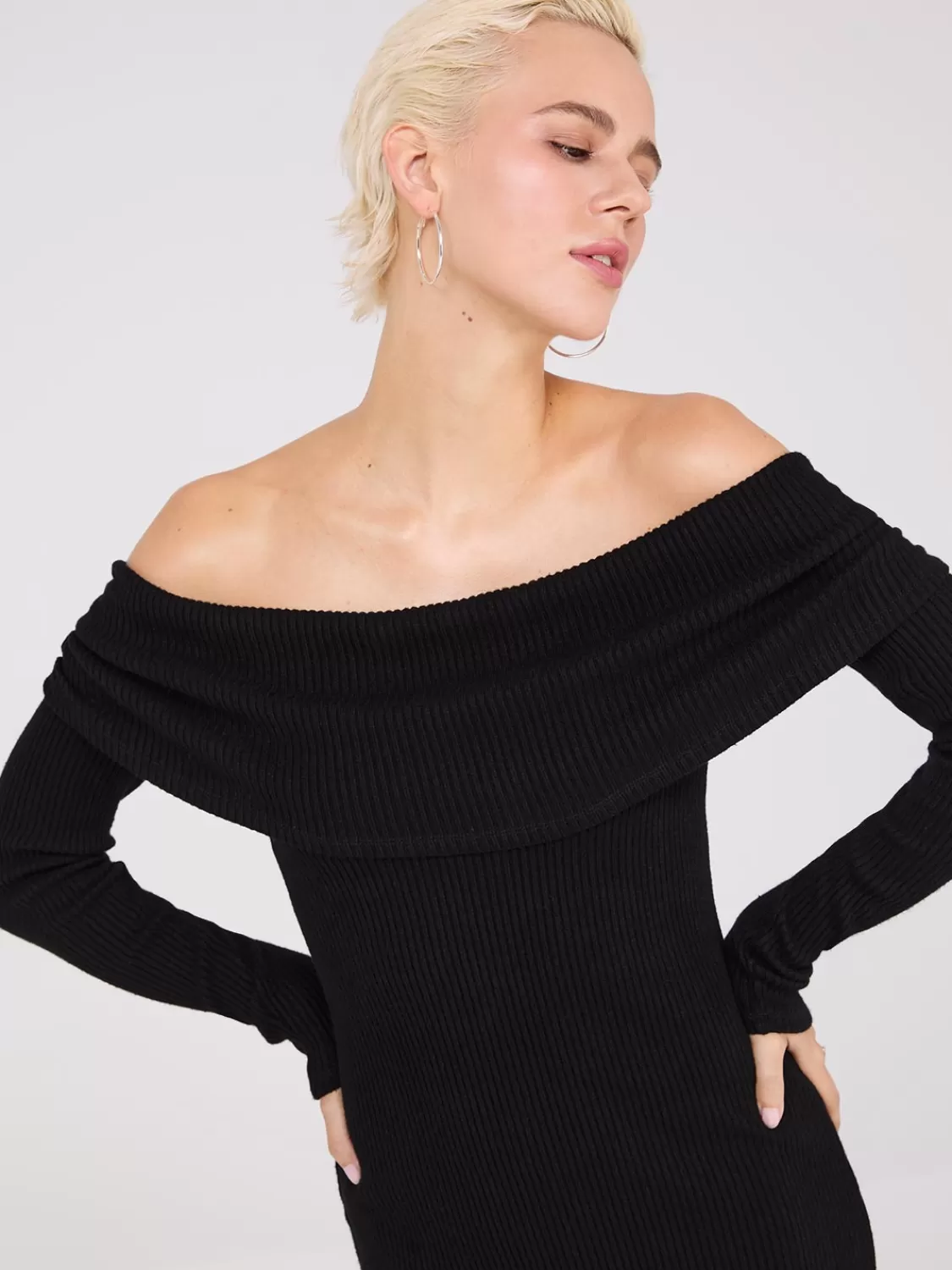 Suzy Shier Midi & Maxi | Party Dresses*Off-The-Shoulder Ribbed Column Dress