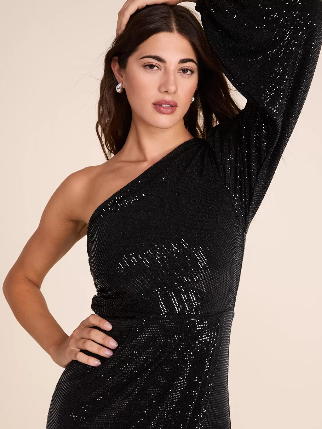 Suzy Shier Evening Gowns - Le Château*One-Shoulder Metallic Gown