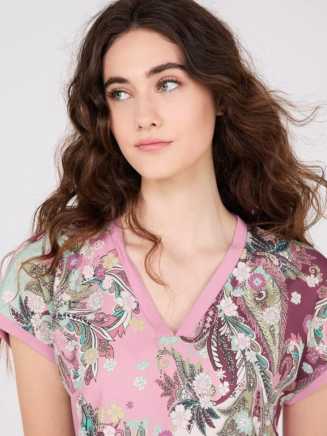 Suzy Shier Short Sleeve*Paisley Print Short Dolman Sleeve Top