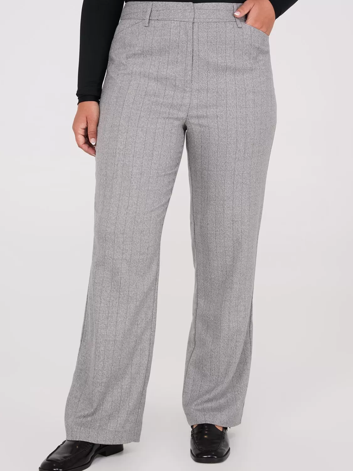 Suzy Shier Suiting | Bottoms*Pinstripe Straight Leg Pants