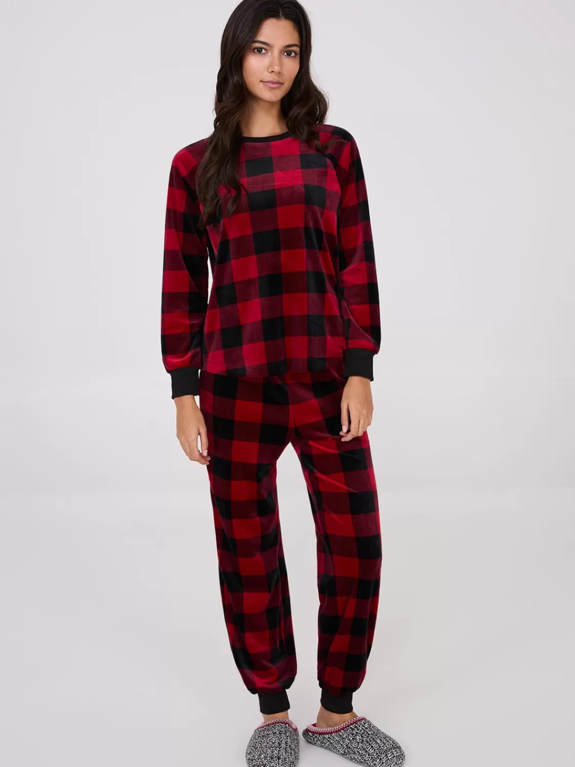 Suzy Shier Lounge & Pjs*Plaid Print Velour Pajama Set