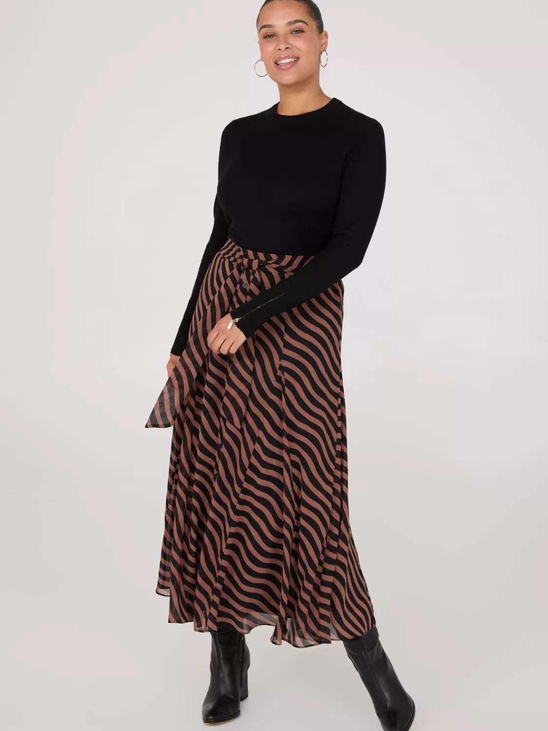 Suzy Shier Skirts*Printed Chiffon Button-Front Skirt