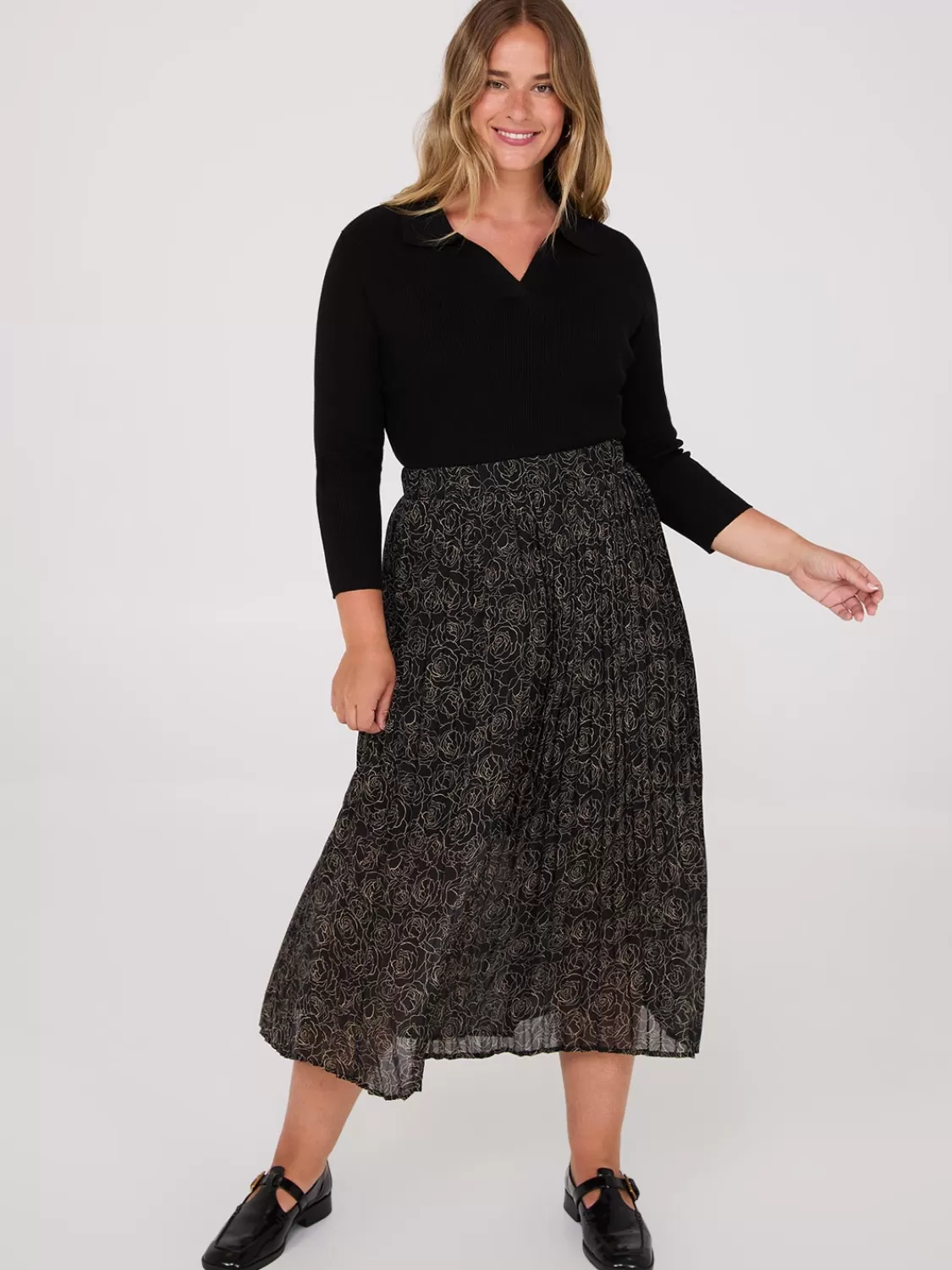 Suzy Shier Bottoms | Skirts*Printed Chiffon Pleated Midi Skirt