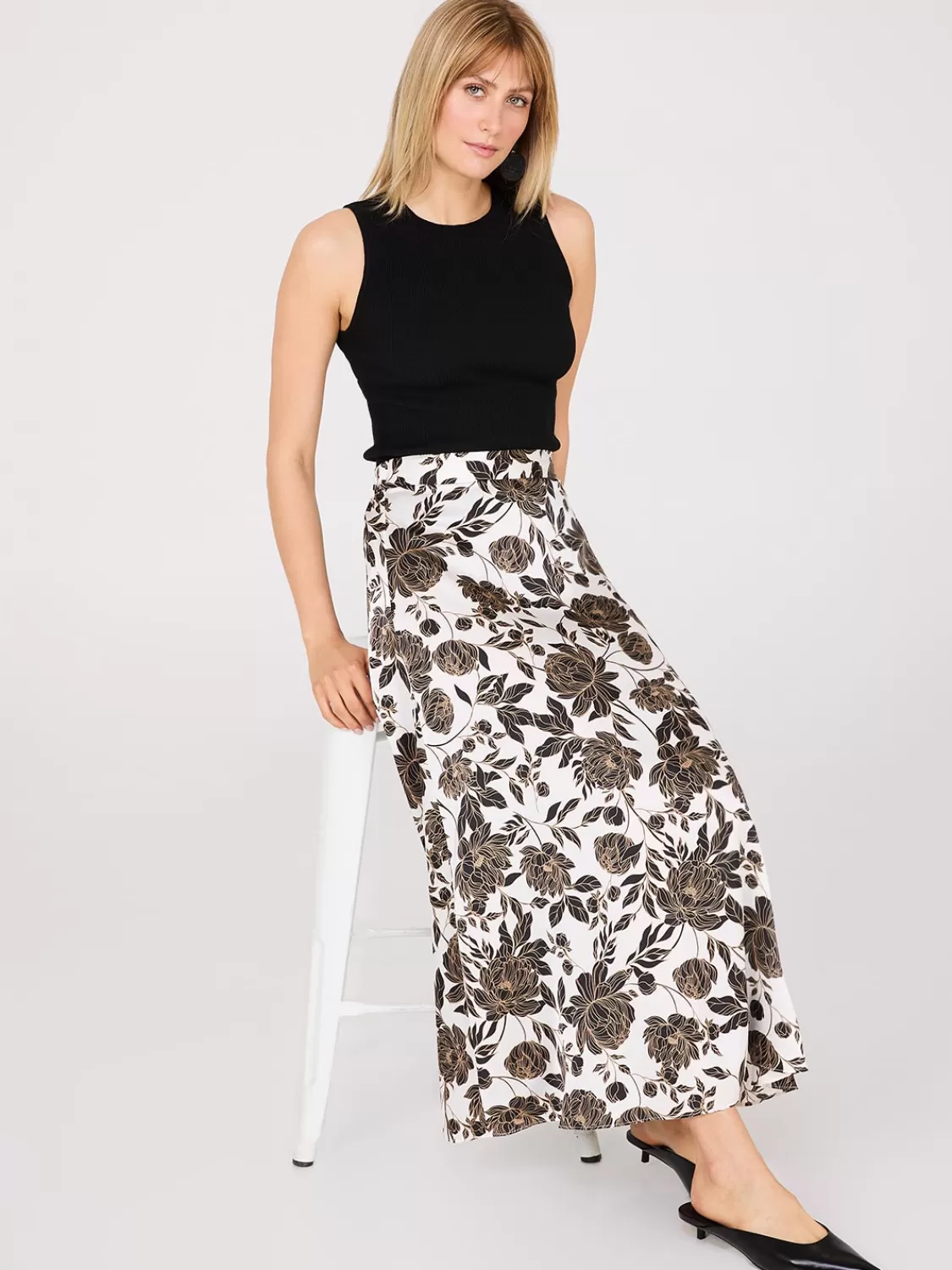 Suzy Shier Skirts*Printed Satin A-Line Skirt