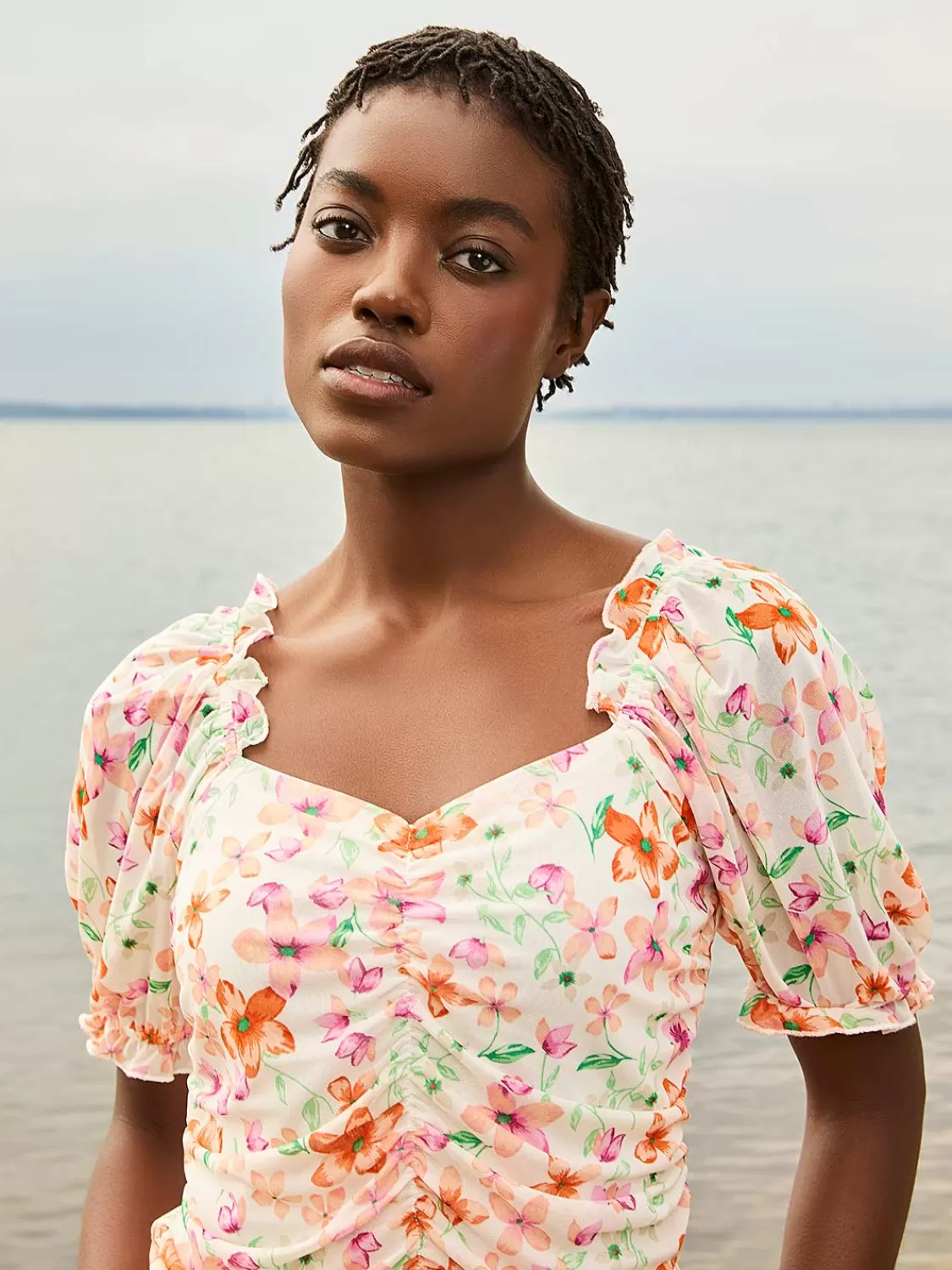 Suzy Shier Tops | Short Sleeve*Printed Sweetheart Neckline Top With Puff Sleeves