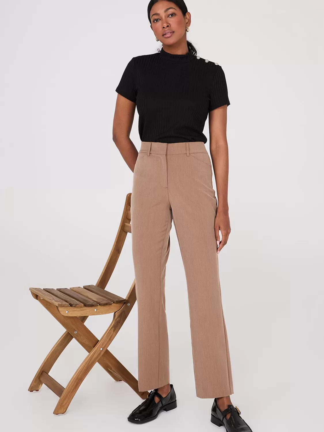 Suzy Shier Short Sleeve*Ribbed Mock Neck Top With Button Details