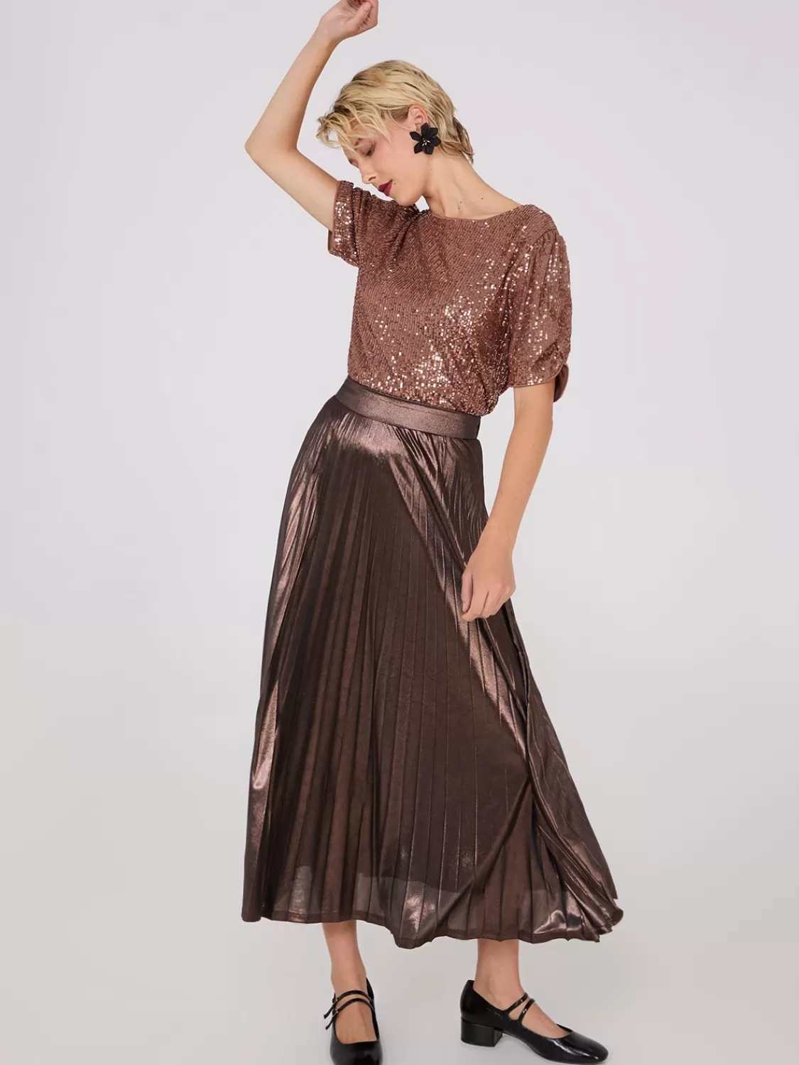 Suzy Shier Short Sleeve | Fashion Tops*Ruched Short Sleeve Sequin Top