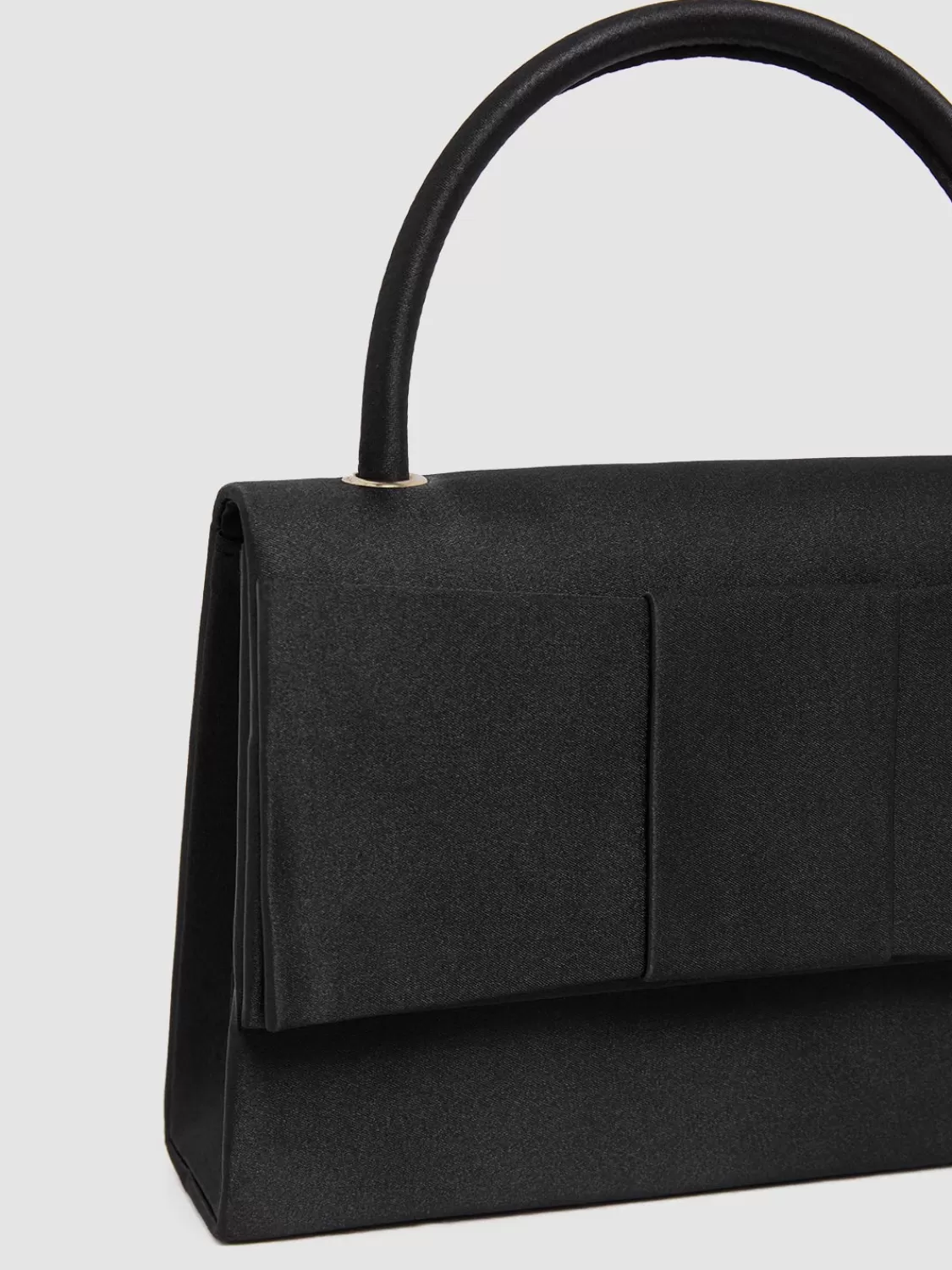Suzy Shier Handbags By Le Château*Satin Handbag With Bow
