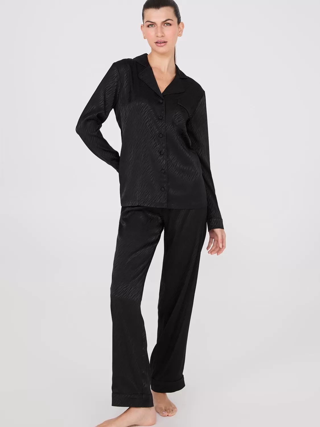 Suzy Shier Lounge & Pjs*Satin Jacquard Button-Down Pajama Set