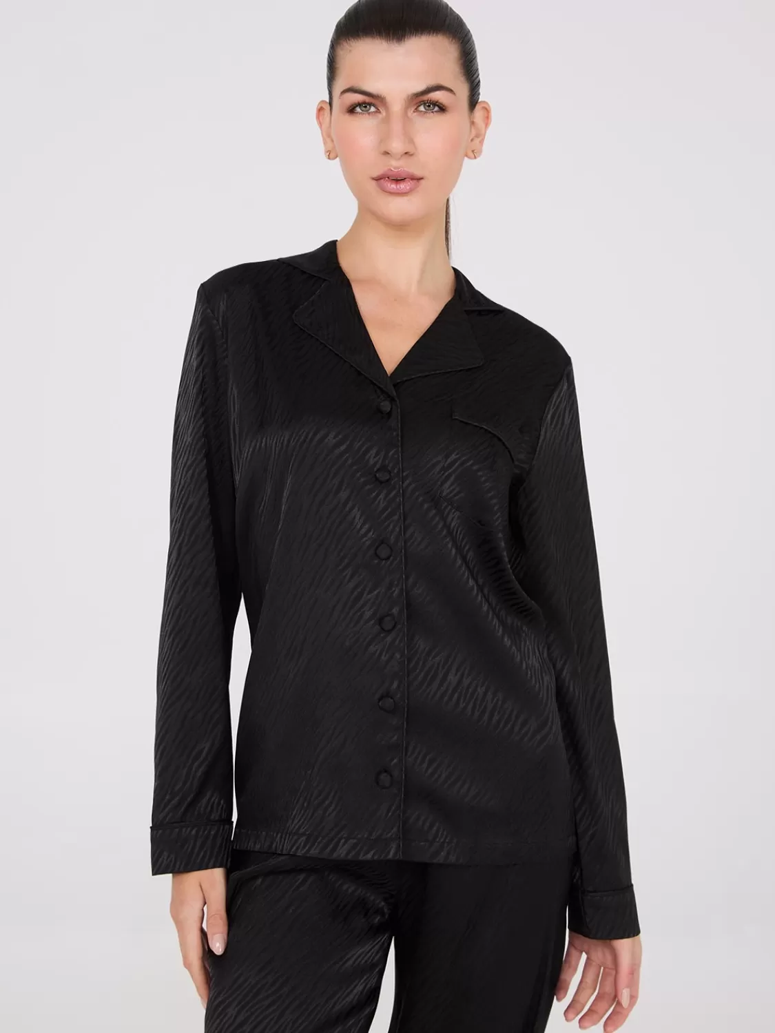 Suzy Shier Lounge & Pjs*Satin Jacquard Button-Down Pajama Set