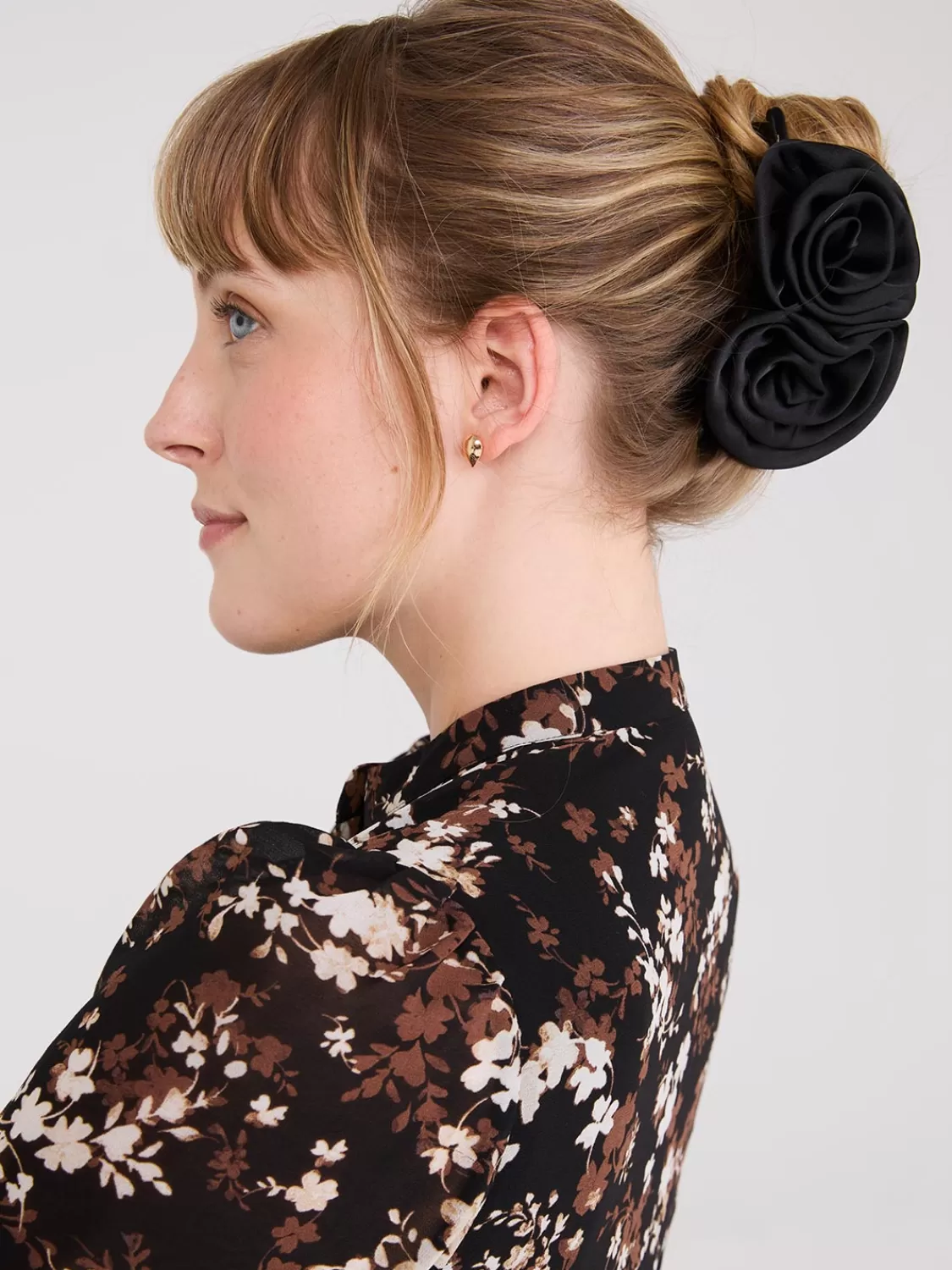 Suzy Shier Hair Accessories*Satin Rose Hair Clip