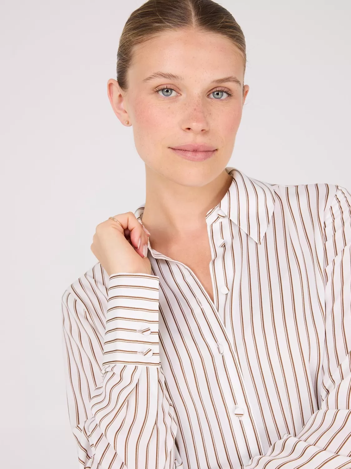 Suzy Shier Tops | Long Sleeve*Satin Striped Button-Front Blouse