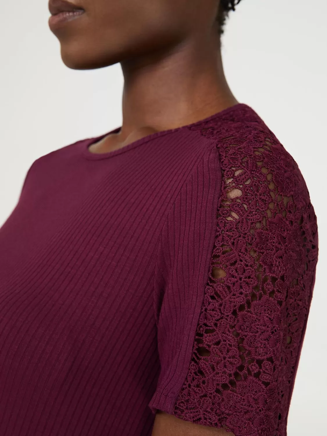 Suzy Shier Short Sleeve | Tank Tops & T-Shirts*Short Crochet Sleeve Ribbed Top