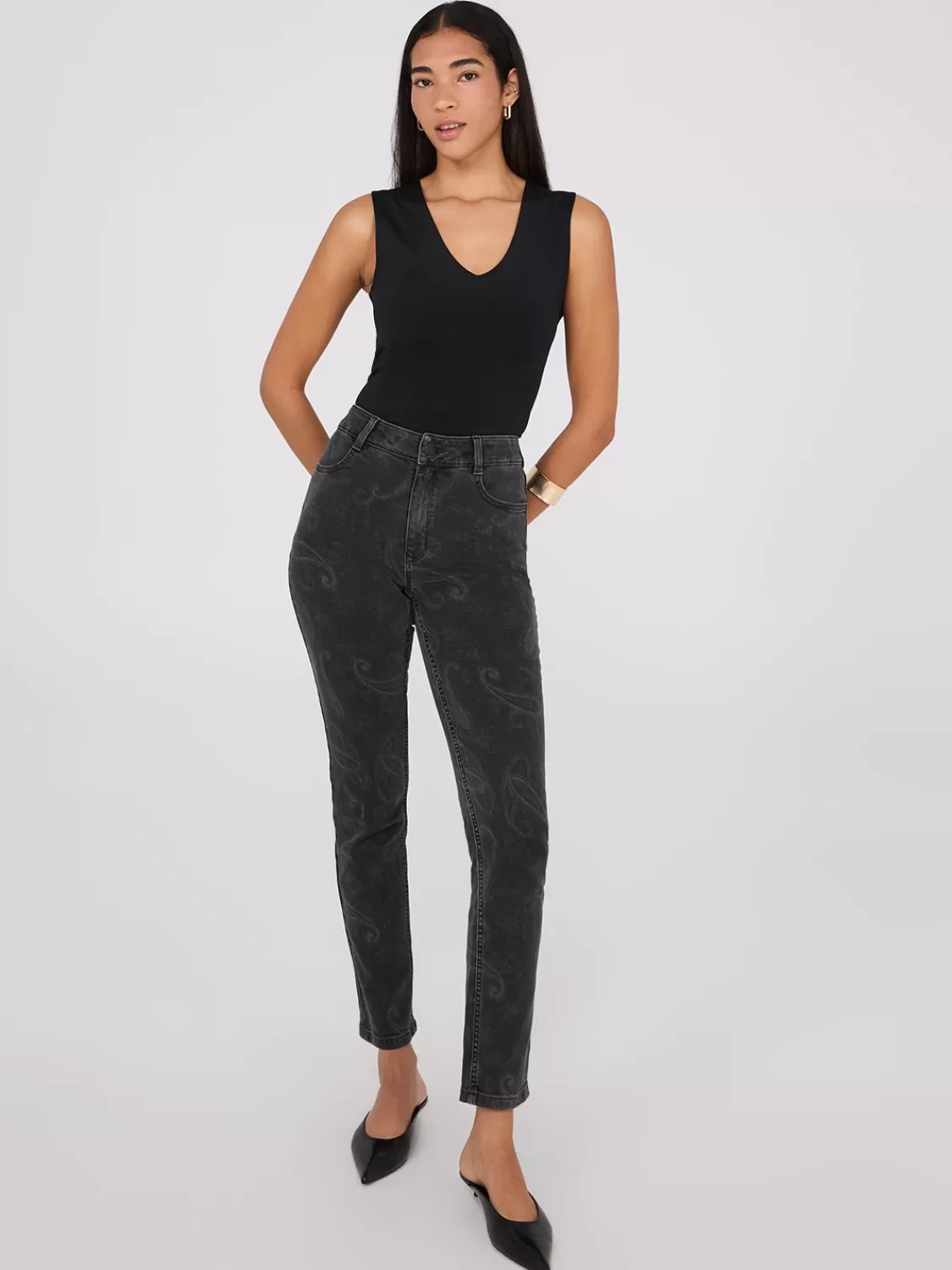 Suzy Shier Jeans | Pants*Slim Leg Paisley Jeans