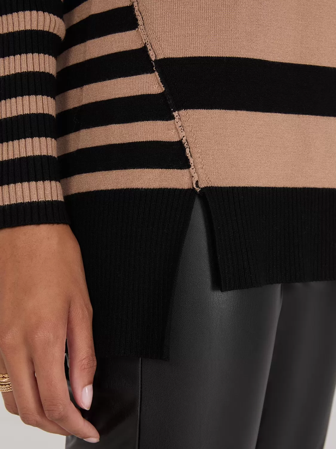 Suzy Shier Long Sleeve | Sweaters & Cardigans*Striped Ribbed V-Neck Tunic Top