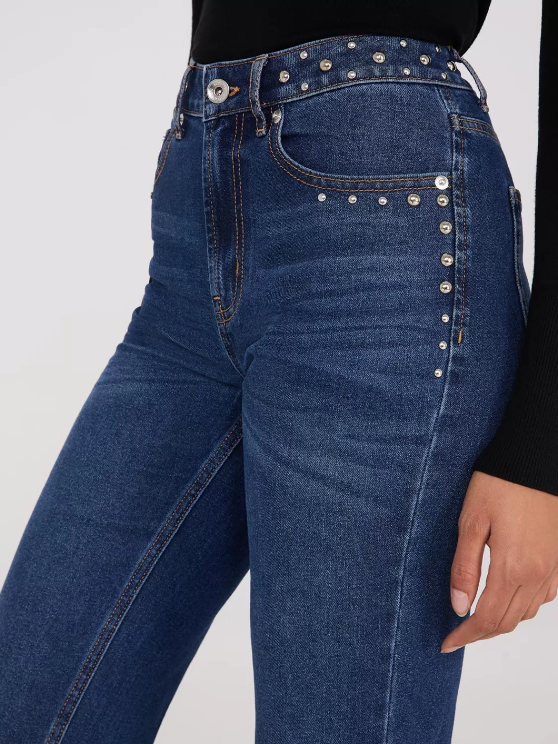 Suzy Shier Jeans | Pants*Studded Straight Leg Jeans