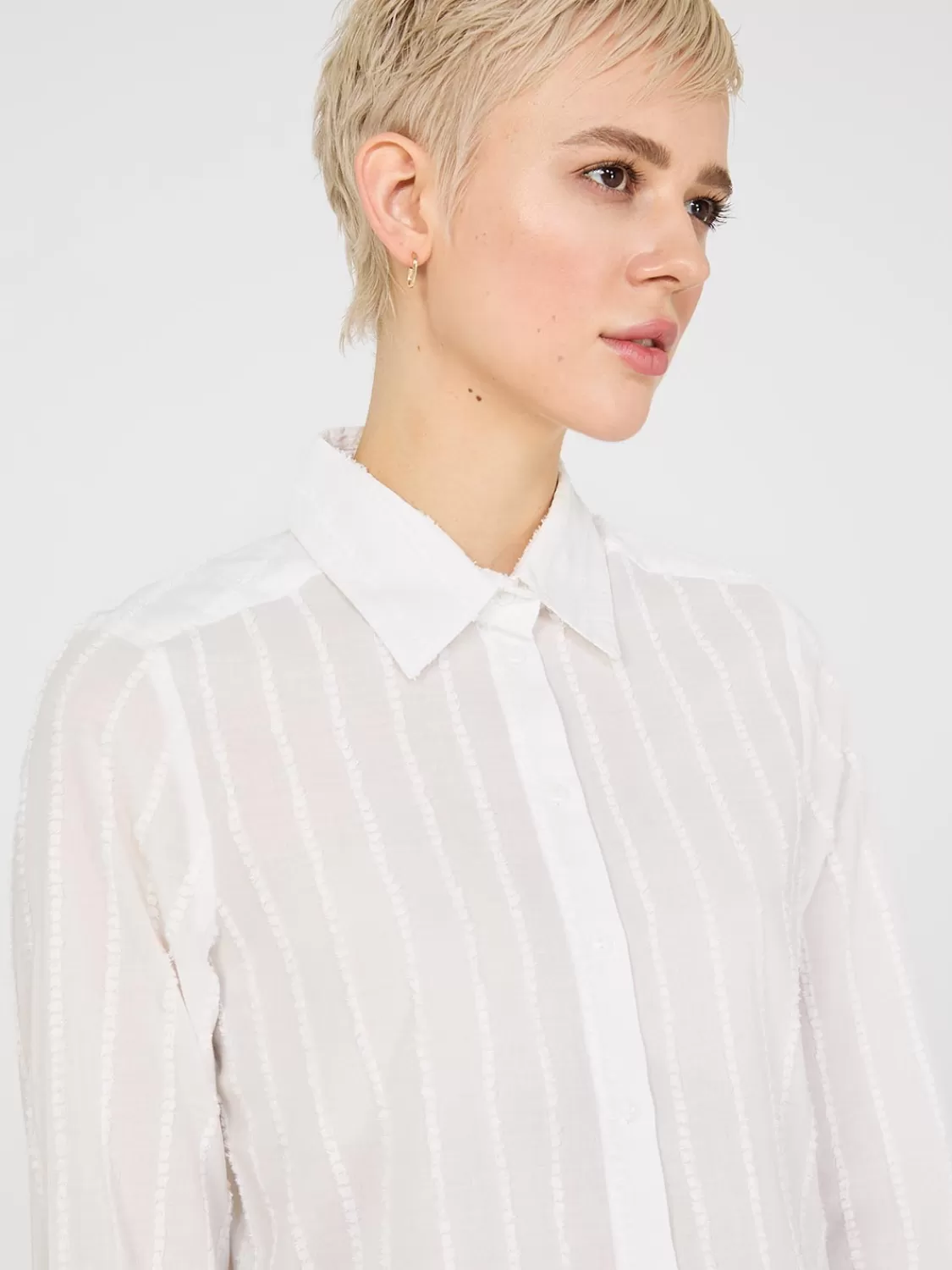 Suzy Shier Tops | Long Sleeve*Textured Long Sleeve Button-Front Blouse