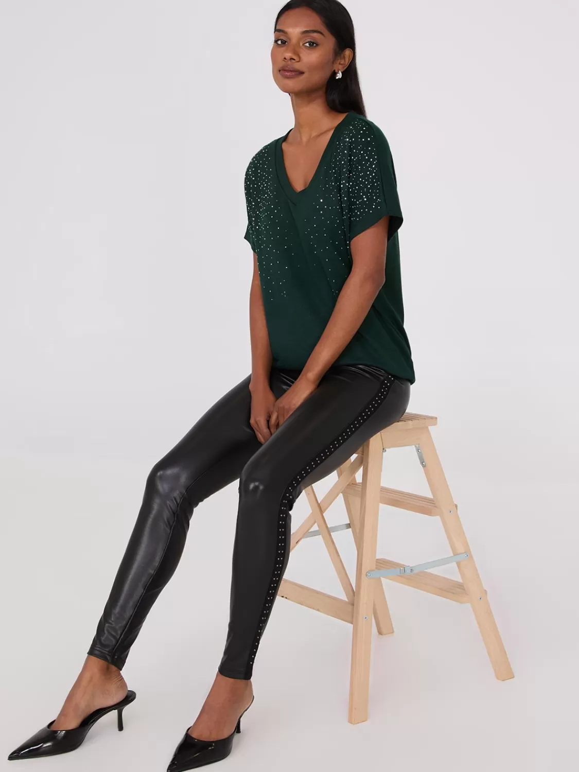 Suzy Shier Short Sleeve | Fashion Tops*V-Neck Dolman Sleeve Rhinestone Top