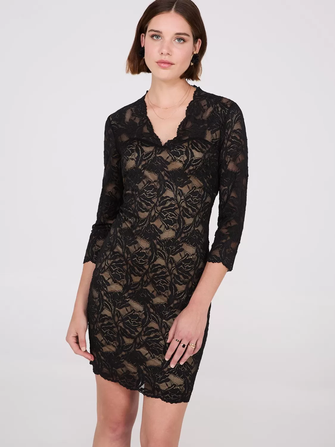 Suzy Shier Mini | Party Dresses*V-Neck Lace Sheath Dress